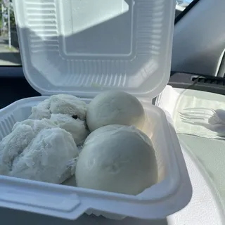 Black Sesame Paste Bun/