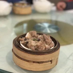 101. Steamed Spare Ribs