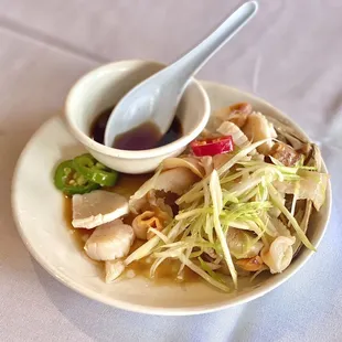 steamed clam/ 白灼貴妃蚌 (K) (09/2022)