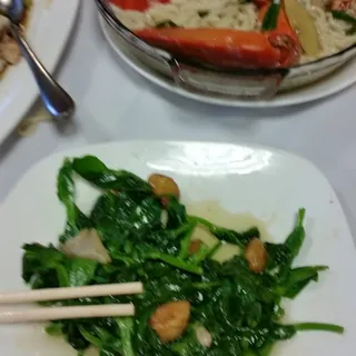 RN31. Lobster Noodle