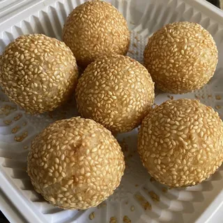 Deep Fried Sesame Balls