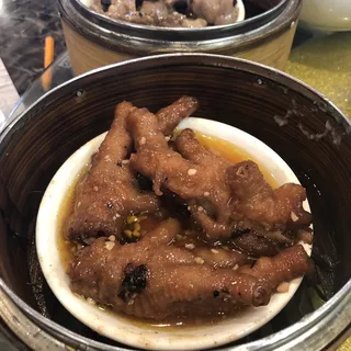 119. Chicken Feet and Pork Spare Ribs