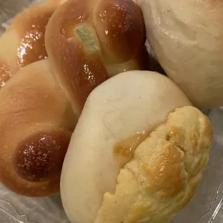 Coconut Bun