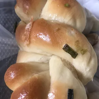 Green Onion Bun