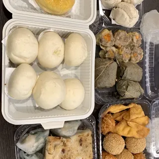 Baked Munch N Crunch BBQ Pork Bun (each)