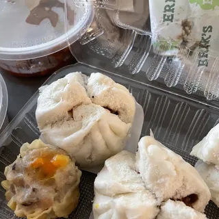 Baked BBQ Pork Moon Puff (each)