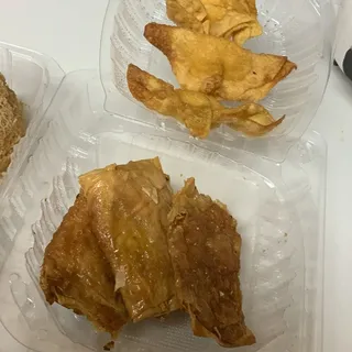 3 Pieces Crab Rangoon