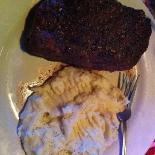 a steak and mashed potatoes