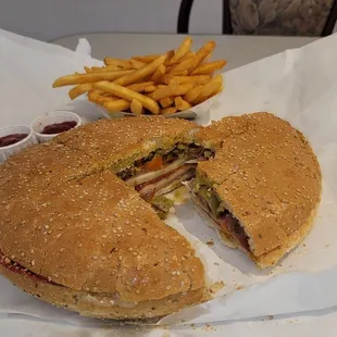 Best Muffuletta on the West Bank!!!