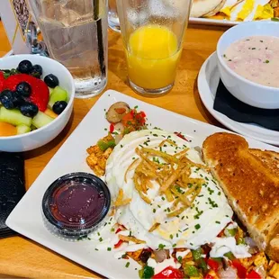 VEGGIE HASH, SIDE OF FRESH FRUIT &amp; GRAVY