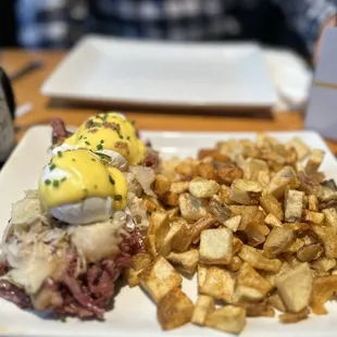 Chefs special - corned beef Benny wow