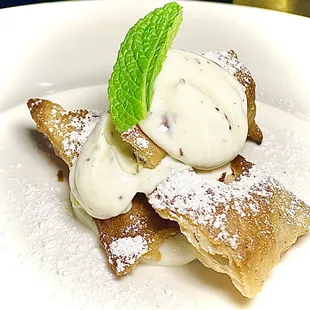 Dimmi - Cannolo Scomposto with Sweet Ricotta Cheese, Chocolate, Mint