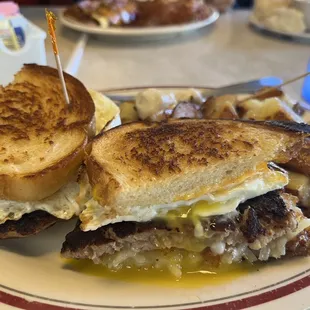 Breakfast sandwhich