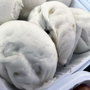 Pork and ear fungus bao