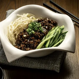 ramen and noodles, noodle dish, noodles, ramen, noodle soup, food