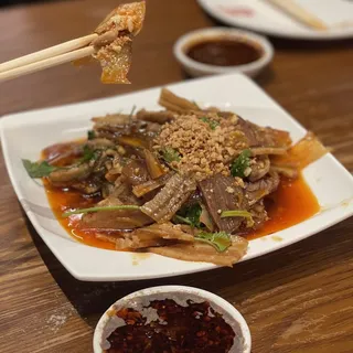Sliced Beef & Tendon in Chili Sauce