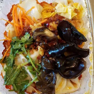 Shrimp & Pork Wonton with Spicy Sauce