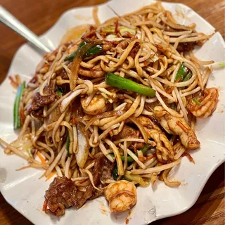 Combination Chow Mein