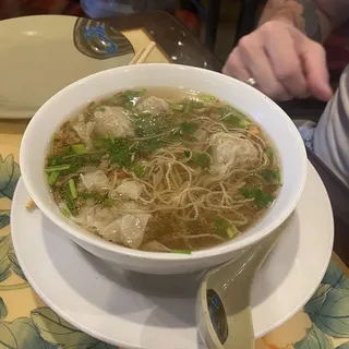 NS1. Wonton Noodle Soup