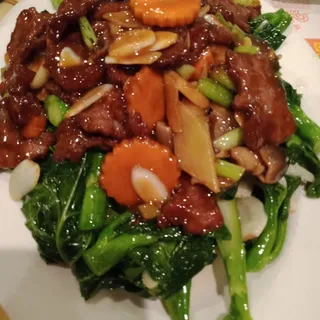B10. Beef with Chinese Broccoli