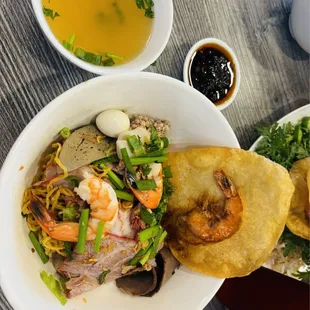 food, ramen and noodles