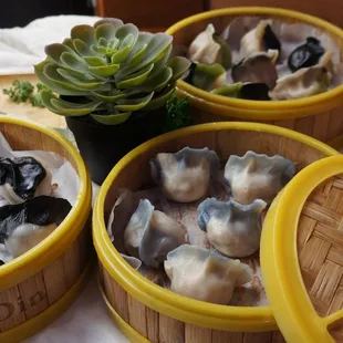 food, oysters and mussels