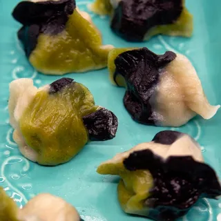 H1. Pork, Shrimp and Mushroom Dumplings