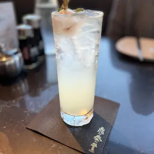Lychee mojito