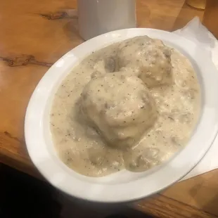 Small biscuits and gravy.