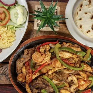 Serving delicious fajita at any time of day!
