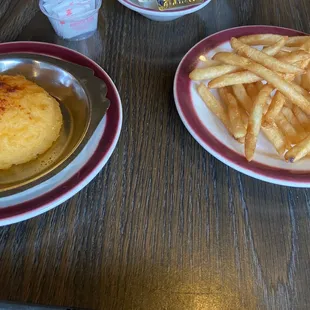 Au gratin potatoes and fries