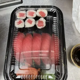 sushi, food, sashimi, sushi and sashimi