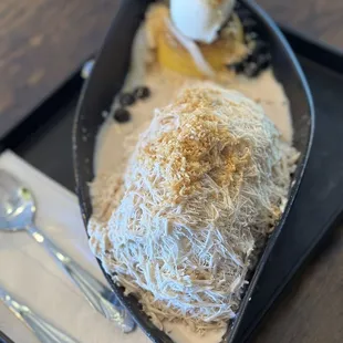 Milky flan shave ice