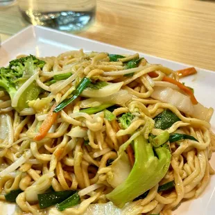 Vegetable fried noodle