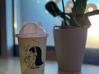 Jilly Jelly Bobba and Snow