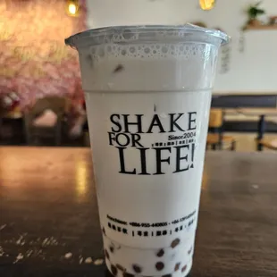 Oolong milk tea with boba
