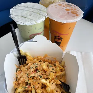 Matcha Tea, Thai Ice Tea, Paradise Ice Tea with Lobster Fries