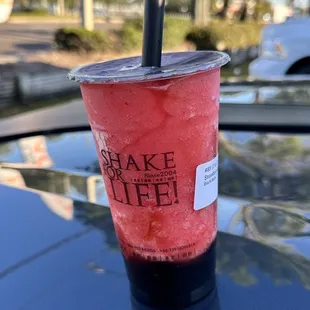Strawberry slushy with boba