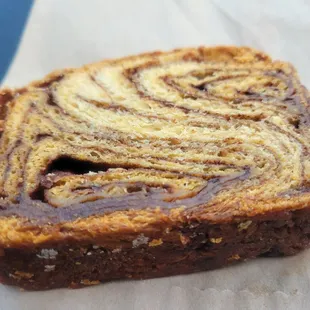 Cinnamon babka