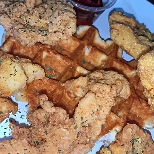 Chicken &amp; Brioche Waffle