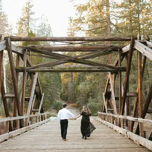 Dinkey Creek Historical bridge, Engagement photos by @tonigphoto