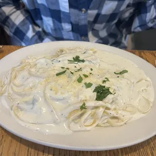 Fettuccine Alfredo Special