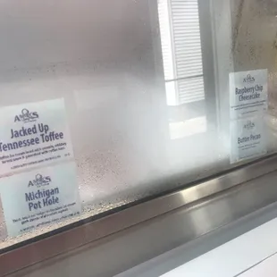 Ice cream selections 3/3