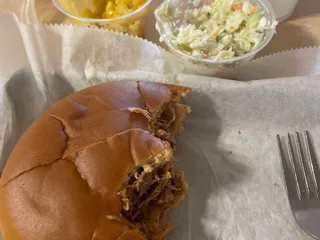 Schack's Bar-B Que