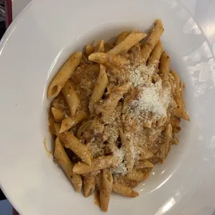 Rigatoni Bolognese