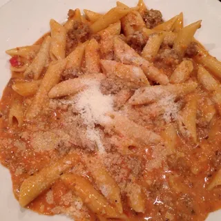 Rigatoni Bolognese
