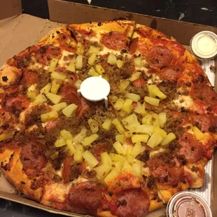 Sausage pepperoni and pineapple medium pizza