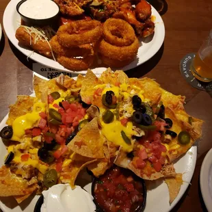 Appetizers: Chicken Nachos and Sampler Plate