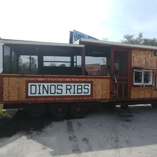 a food truck parked in a parking lot