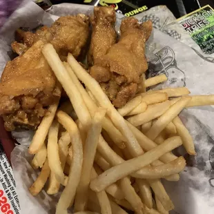 Five Wings &amp; Fries (5) garlic butter